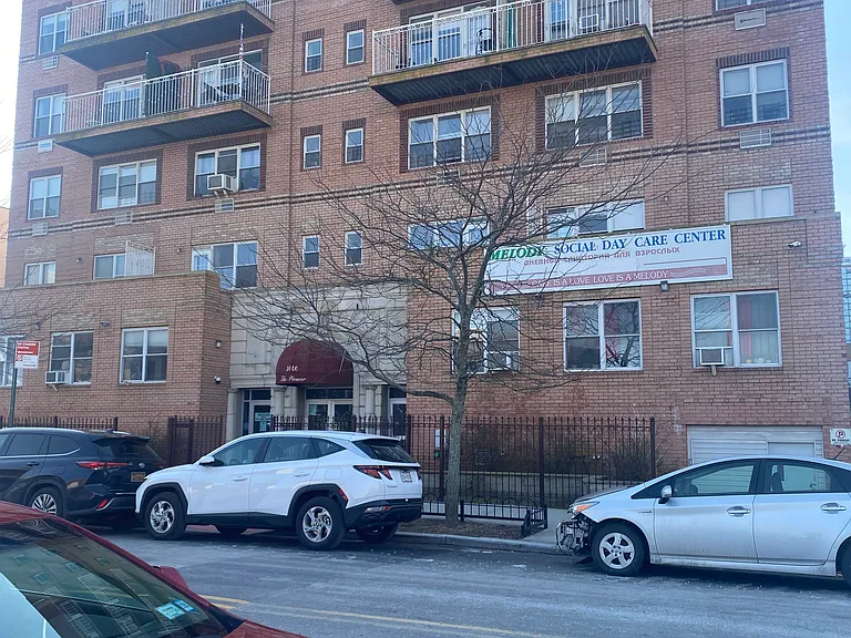 3040 W 22nd St #5G — Photo 2