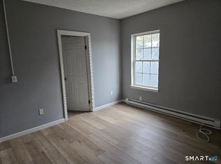 56 Lounsbury Ave #3S, Waterbury, CT 06706