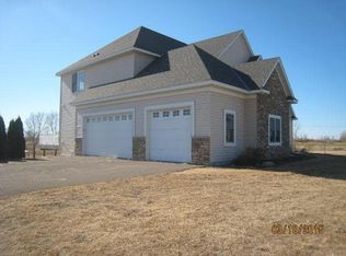 15786 Saint Andrews Ln, Anoka, MN 55303