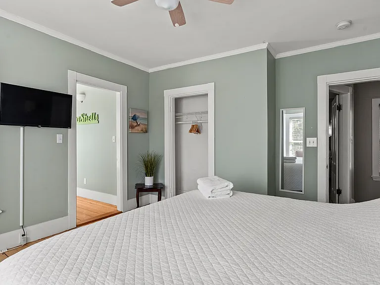 15 Fern Park Ave. — Photo 9