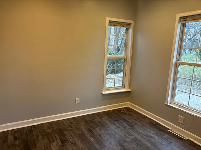 603 Wilson St — Photo 11