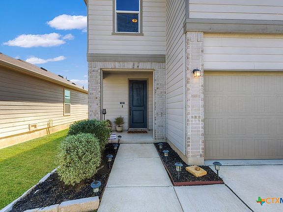 3rd image of 523 Deer Crest Dr