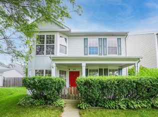 1016 Symphony Dr, Aurora, IL 60504