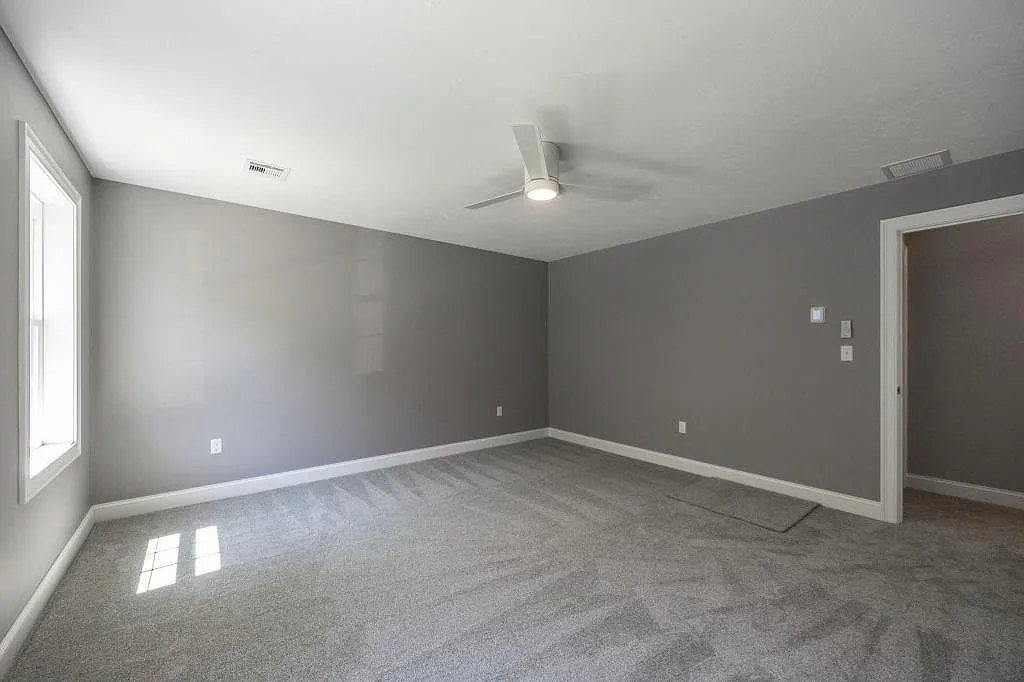 122 Canal St — Photo 3