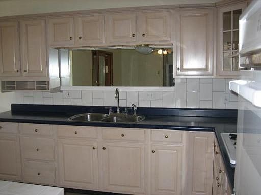 3rd image of 6403 MELTON DR