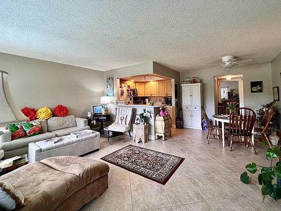 4th image of 304 Sheffield M