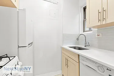 Rented by NextStopNY