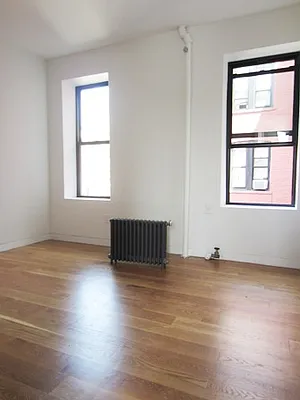 Rented by City Connections Realty | media 16