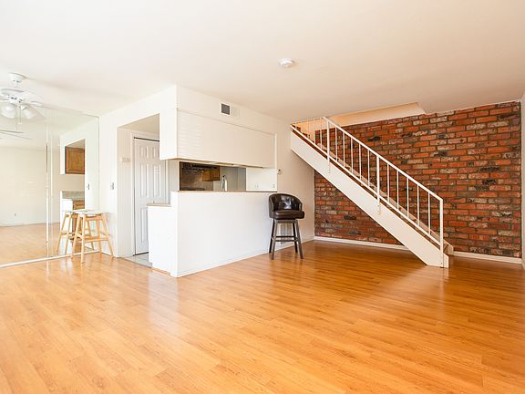 2nd image of 1037 W Sierra Madre Ave APT 2