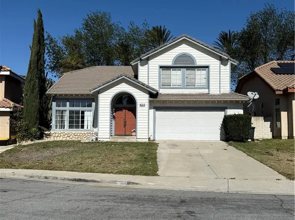 7419 Oxford Ct, Fontana, CA 92336