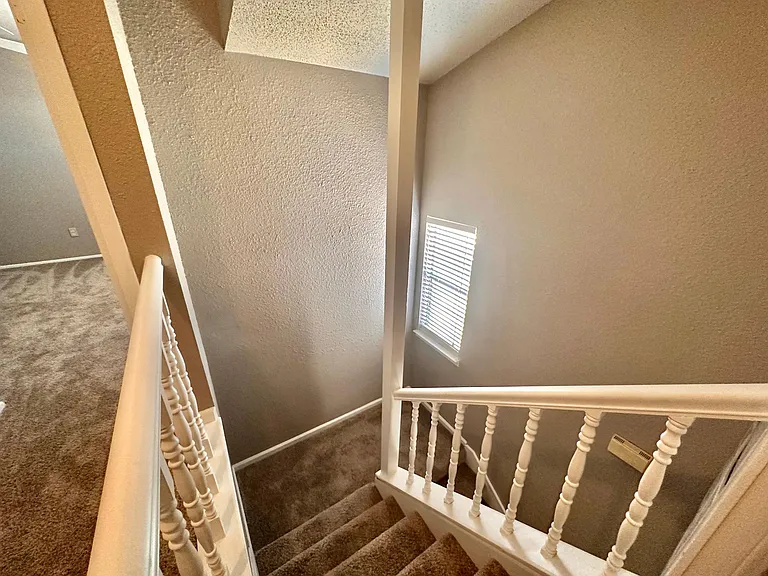 1244 Royal Crest Dr — Photo 11