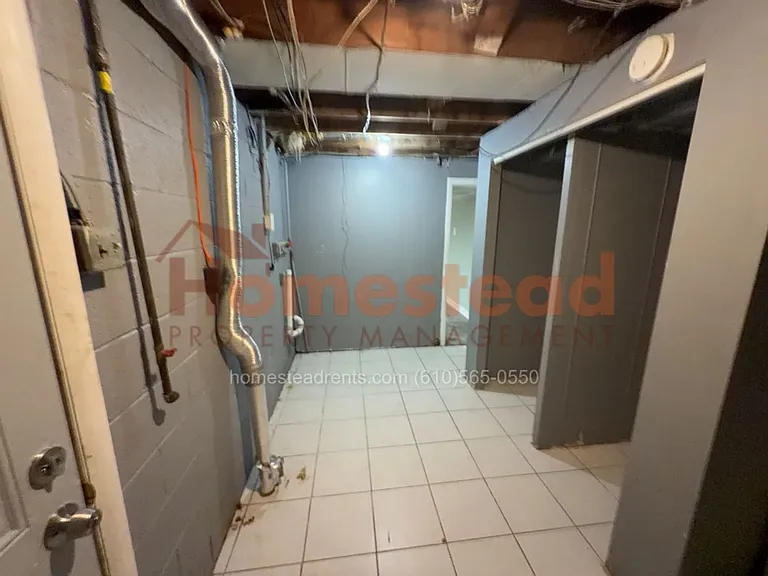 1340 Adair Rd — Photo 10