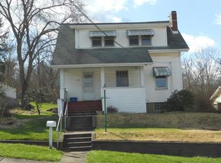 417 Ash St, California, PA 15419