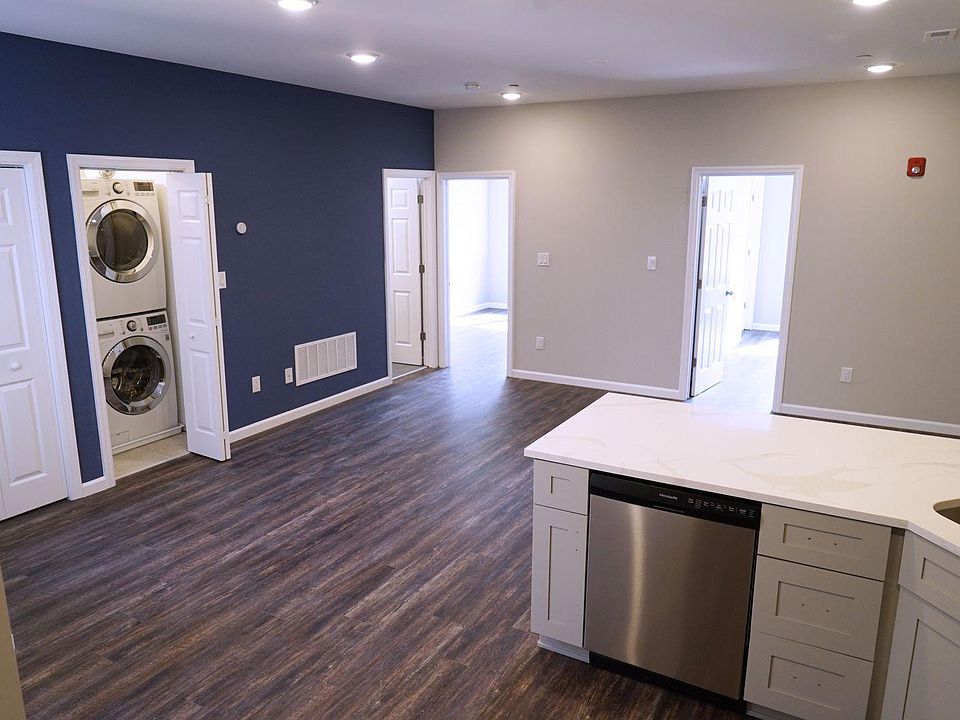 1st image of 1919 N 7th St #2R