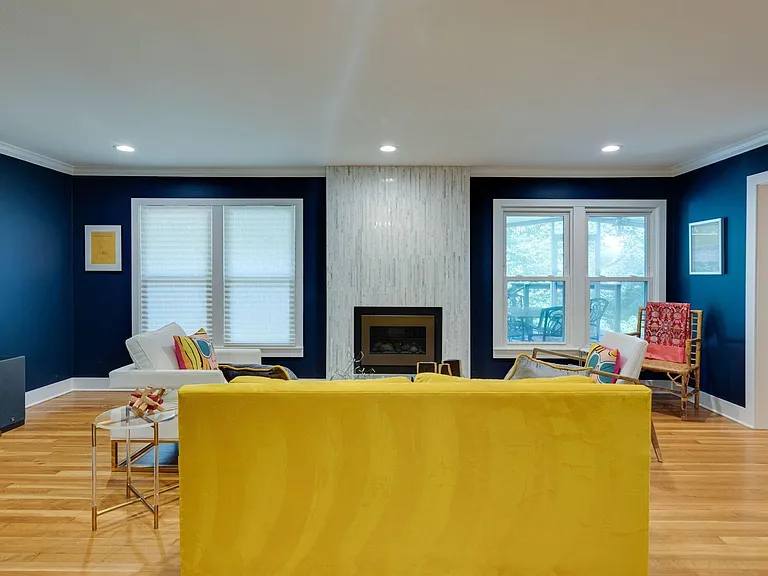 4240 Westmont Ct — Photo 2