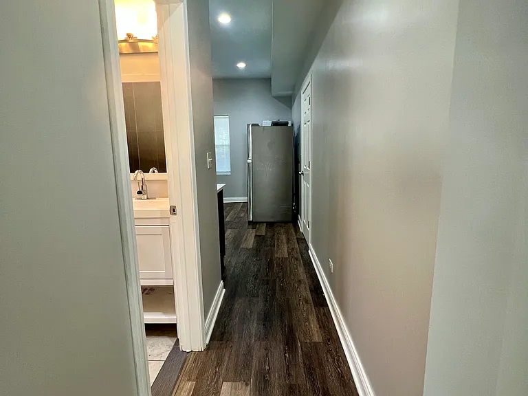 6631 S Rhodes Ave #2F — Photo 8