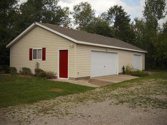 2nd image of 5350 Pinecrest Dr