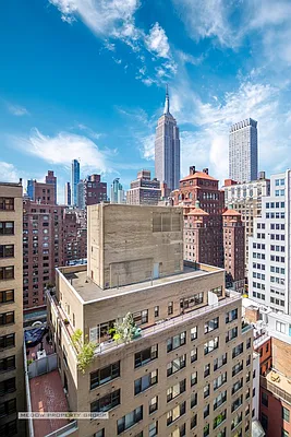 Sold by Medow Property | media 10