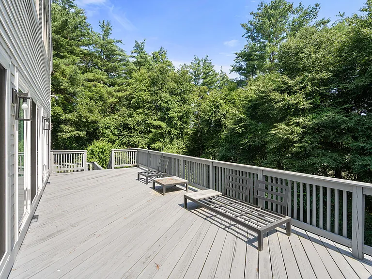 7 Larch Rd — Photo 23