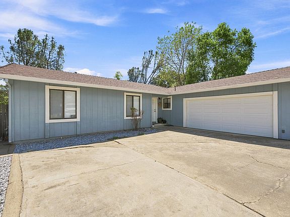 2nd image of 2579 Velia St