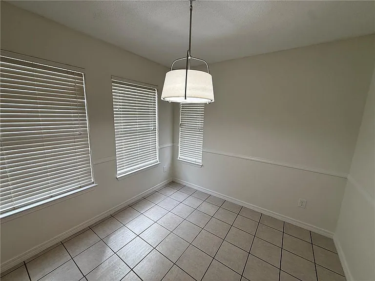 791 Copperfield Dr E — Photo 7