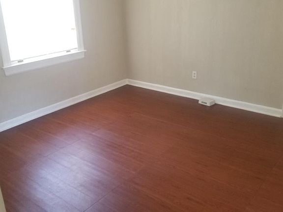 5th image of 3523 Plum St