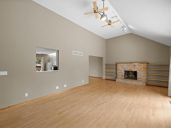 4th image of 9614 W 83rd Ter