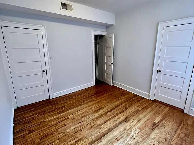 1107 W Grace St — Photo 30