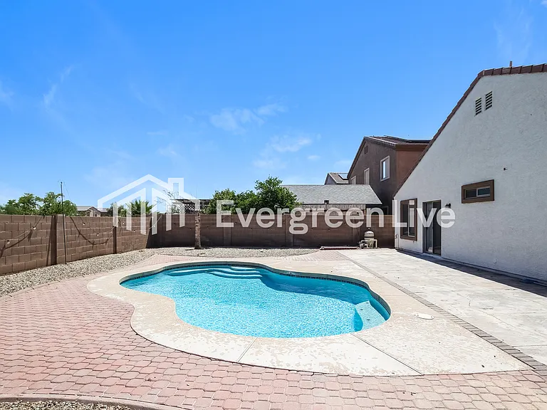 11148 W Campbell Ave — Photo 15