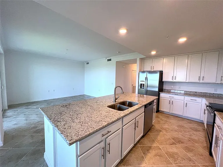 14041 Heritage Landing Blvd #637 — Photo 8