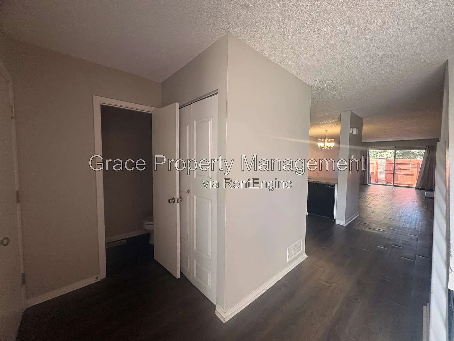 2 bed, 2.5 bath, 1544 sqft, $2,400 — Photo 3