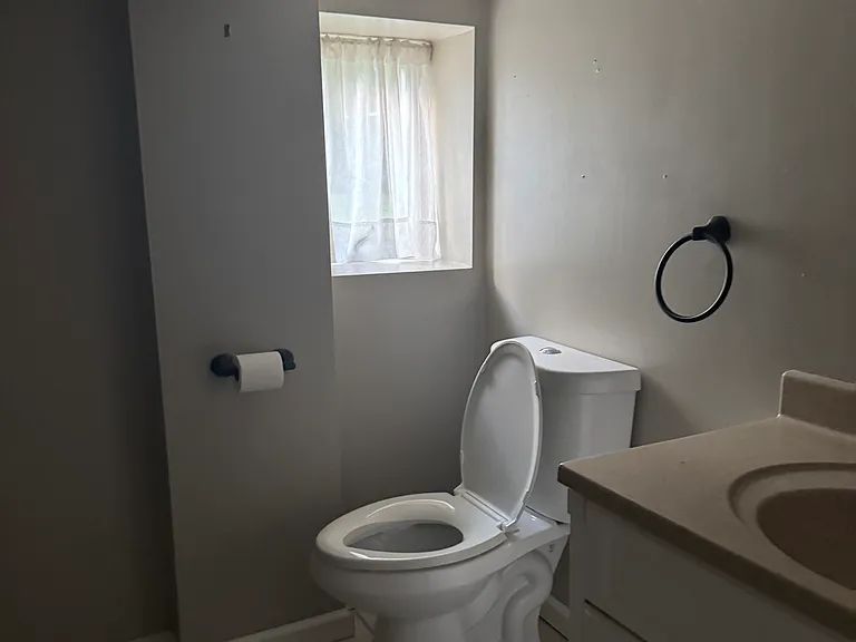 109 Larchmont Rd — Photo 29