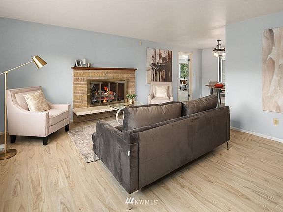 2nd image of 14045 90th Ave NE