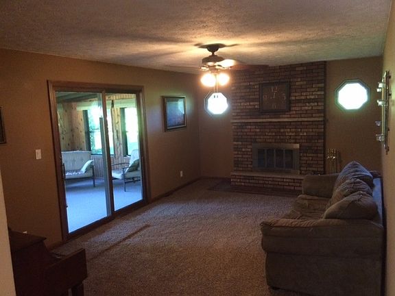 5th image of 5511 Woodview Way