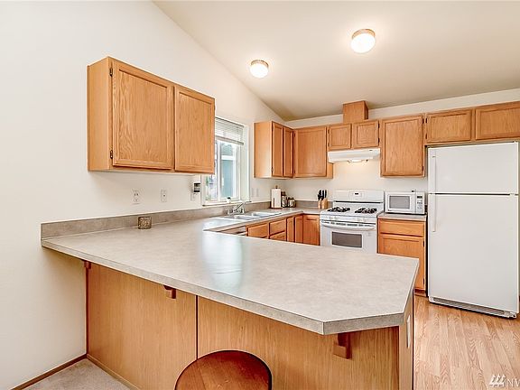 5th image of 6419 105th Pl NE
