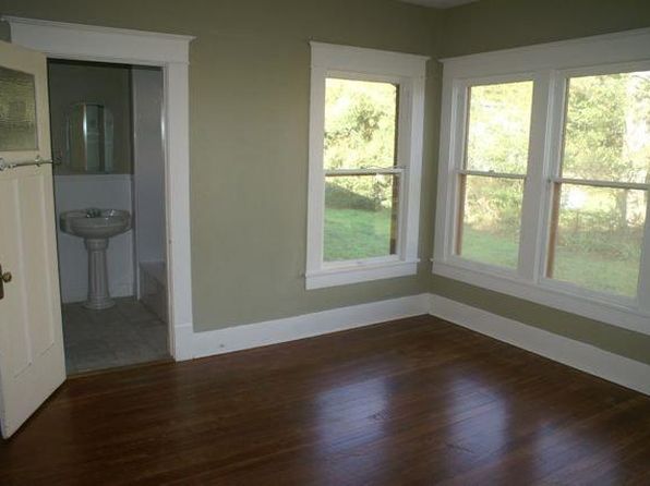 1023 W Hickory St APT B