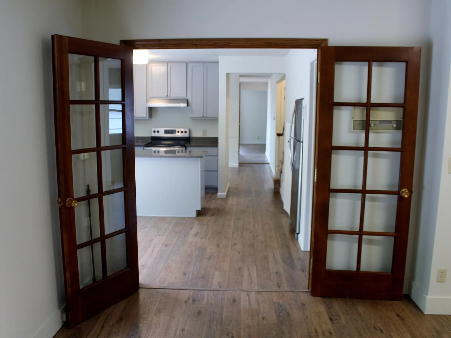 4 bed, 2640 sqft, $2,100 — Photo 4