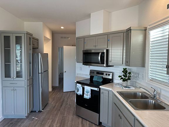 3rd image of 233 N Val Vista Dr #63