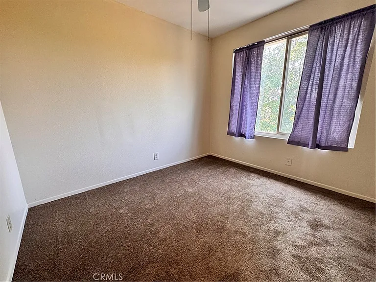 630 Bridgeport Cir #8 — Photo 9