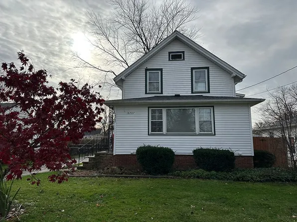 18707 Fairville Ave, Cleveland, OH 44135