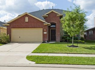 6430 Green Shoals Ln, Houston, TX 77066