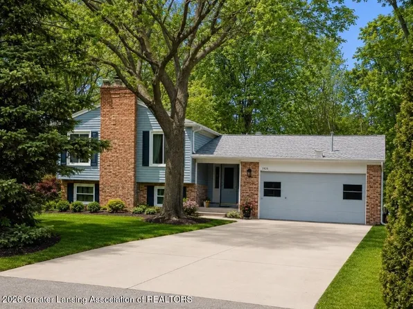4598 Seneca Dr, Okemos, MI 48864