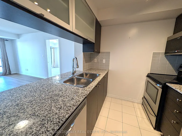 2015 Sheppard Ave E #2310 — Photo 9