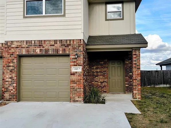 243 Green Valley Dr, Copperas Cove, TX 76522