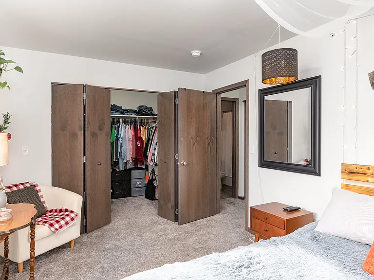 Pineview Townhomes — Photo 25