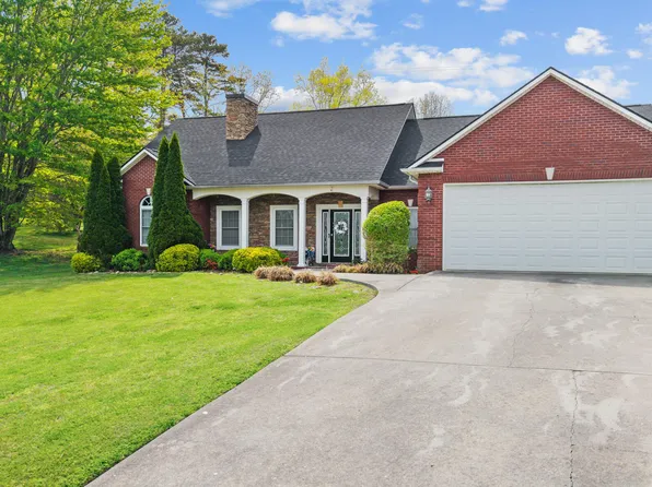 2519 Friar Wood Ln, Sevierville, TN 37876