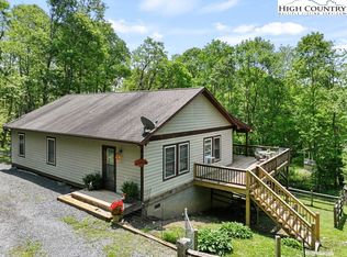 3564 Hickory Nut Gap Rd, Newland, NC 28657