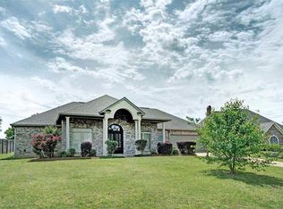 501 Grandview Ct, Pearl, MS 39208