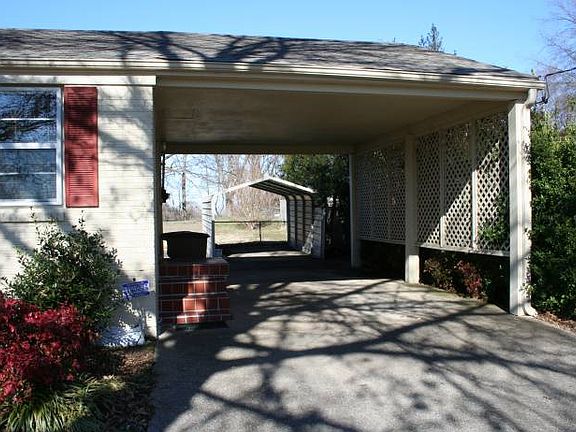 Wow, two carports