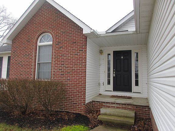 5th image of 831 Stone Creek Blvd
